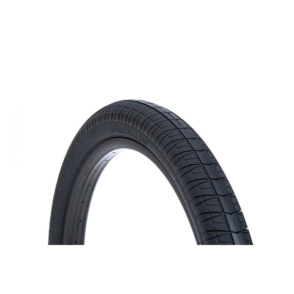 Salt Strike 20''x2.20 Wire Clincher 22TPI Black