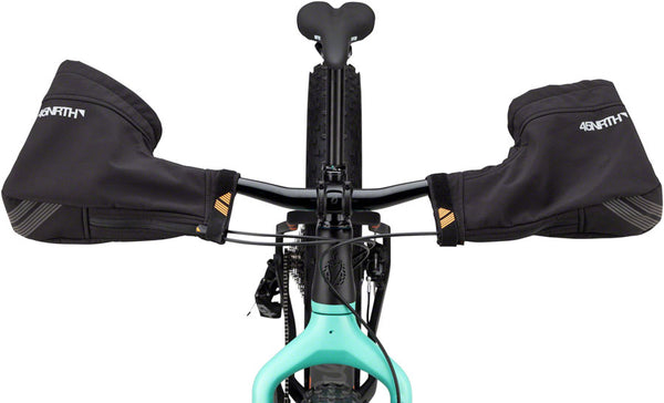 45NRTH Draugenklaw Flat Bar Pogies - Black