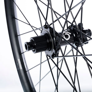 Industry Nine Hydra 2 Enduro Wheel Rear 29'' / 622 Holes: 32 12mm TA 148mm Disc IS 6-bolt SRAM XD