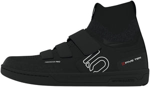 Five Ten Freerider Pro Mid Flat Shoes - Men's BLK / Footwear White / Carbon 13