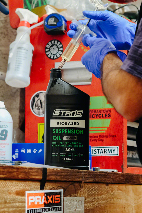 Stan's Biobased Suspension Oil - 20WT 1L