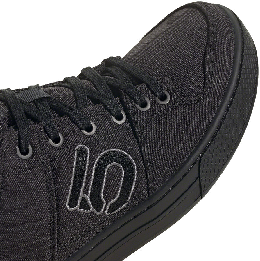 Five Ten Freerider Canvas Flat Shoes - Mens Core BLK/DGH Solid Gray/Gr –  Lenny's Bike Shop