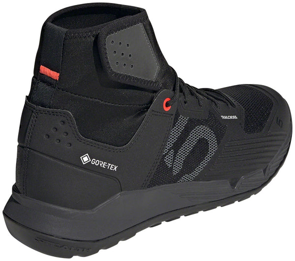 Five Ten Trailcross GTX Flat Shoes - Men's Core BLK / DGH Solid Gray / FTWR White 8