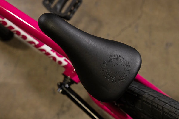 New 2027 Sunday Blueprint - Gloss Surf Pink 20.5" TT RHD