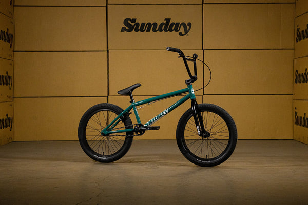 New 2027 Sunday Primer - Gloss Pine Green 20.75" TT RHD