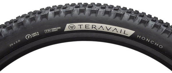 Teravail Honcho Tire - 29 x 2.6 Tubeless Folding Black Durable Grip Compound